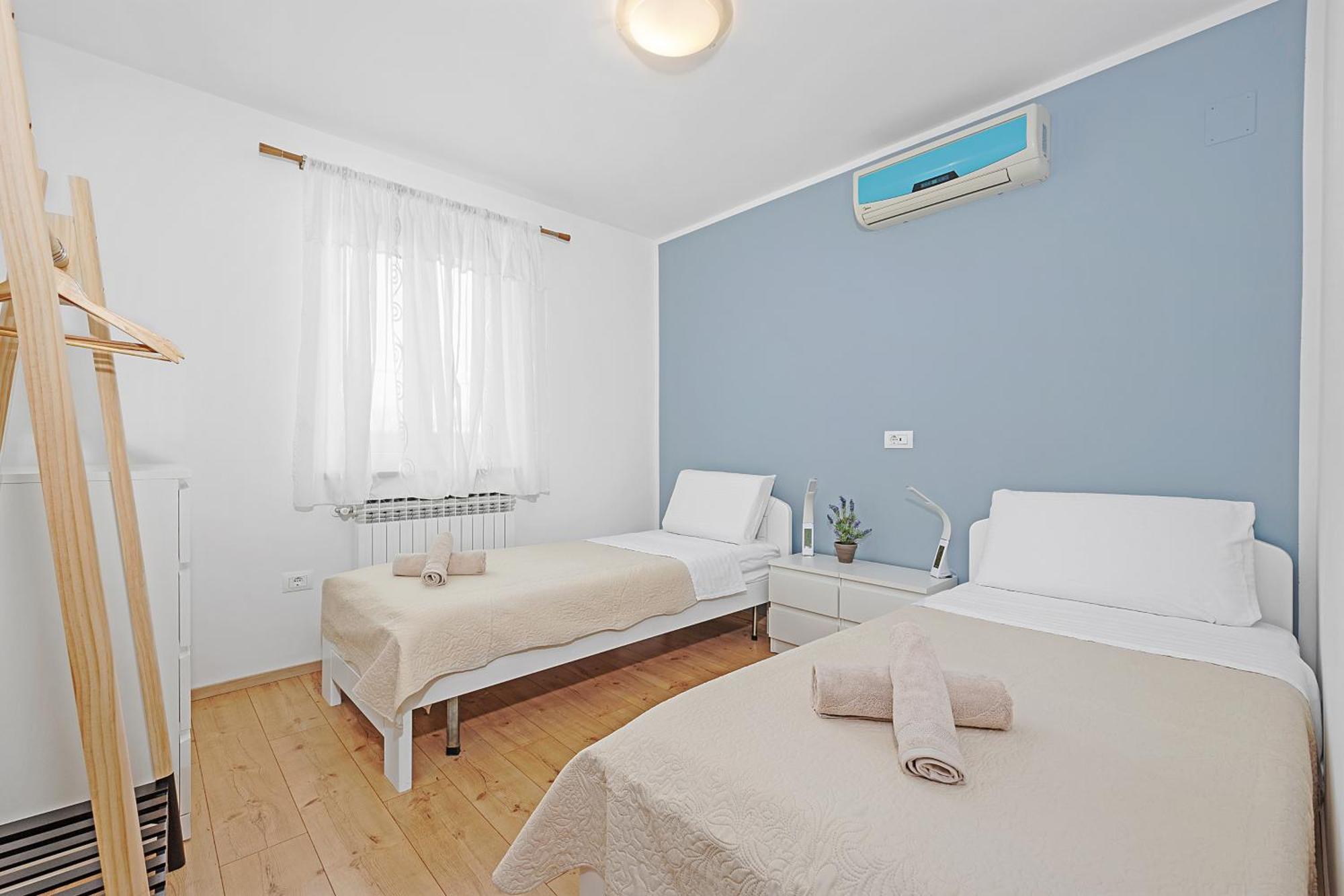 Apartment Delton Fažana Buitenkant foto